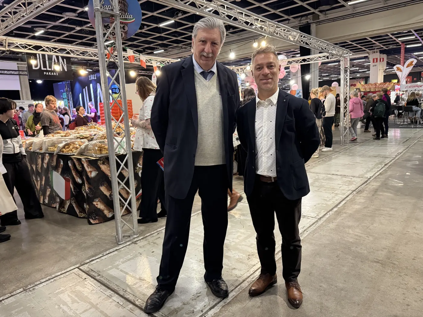 Luciano Wehrli with Ambassador Carlos Federico Mascias